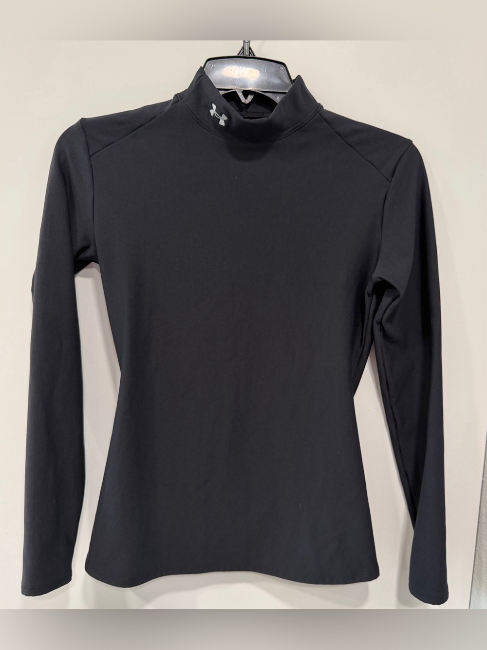 Under Armour | Girls Coldgear Black Longsleeve Mock Neck Shirt, Size MD (10/12)